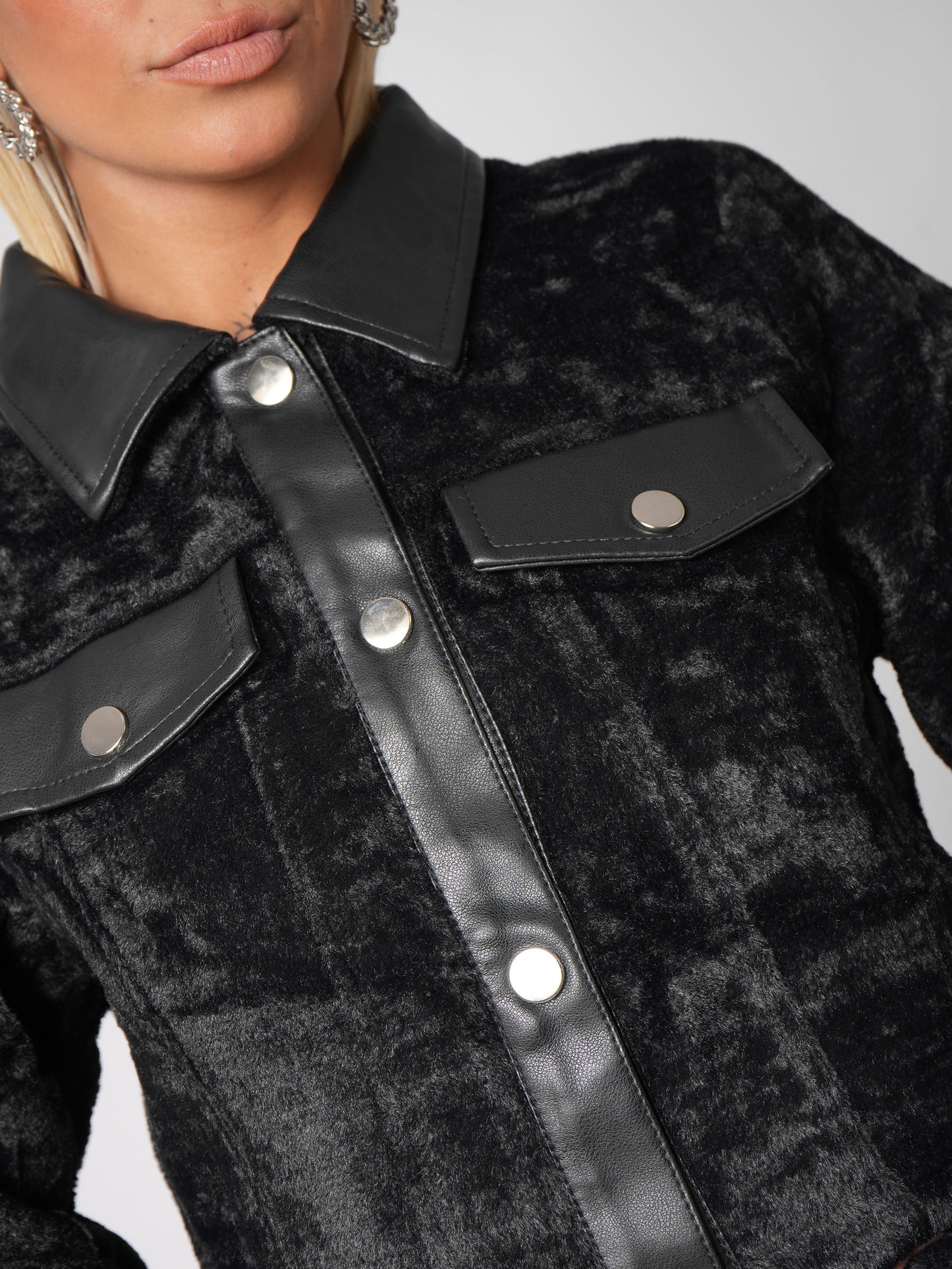 CHAQUETA CUERINA LYRA