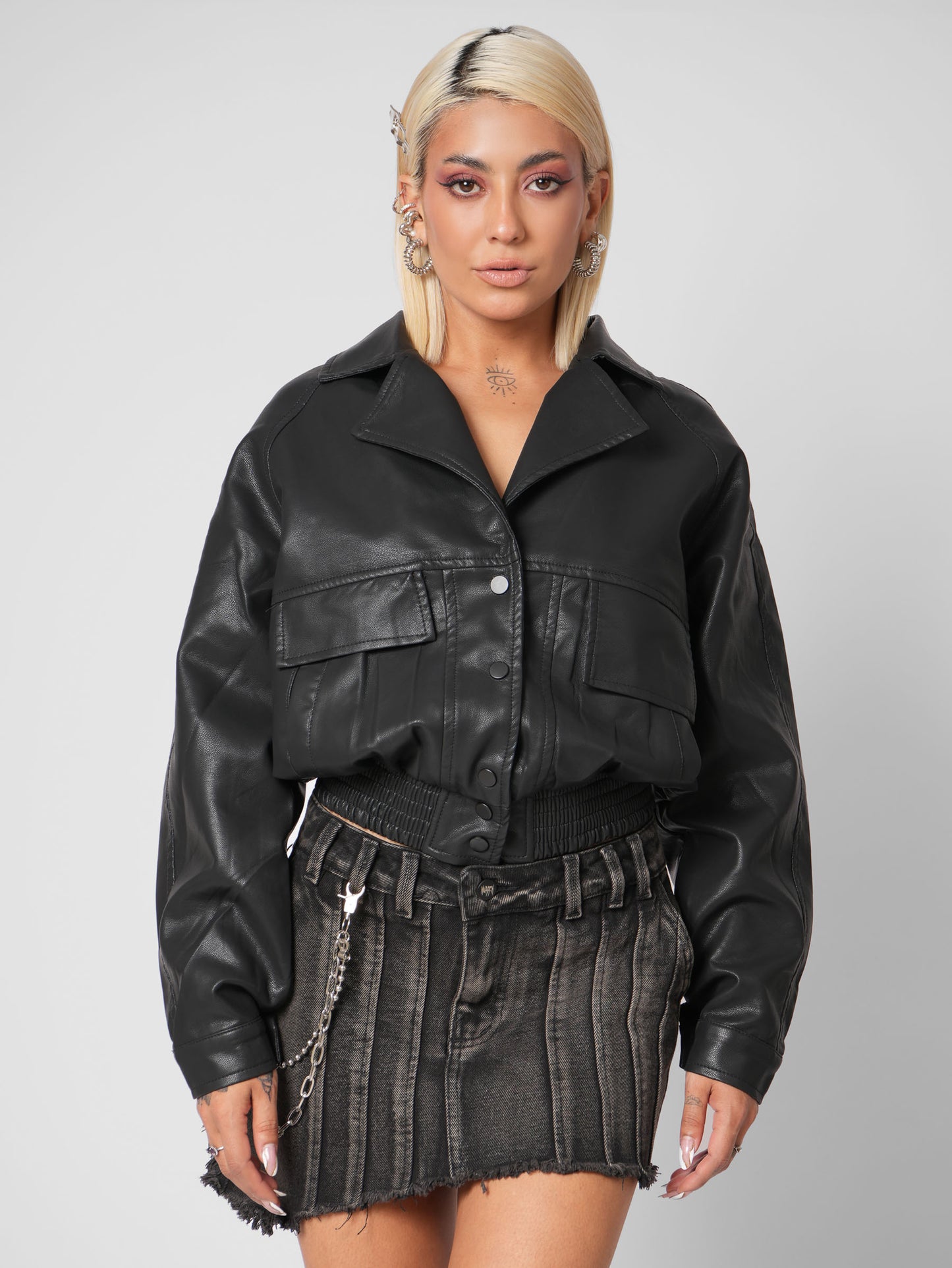 CHAQUETA CUERINA RAYA