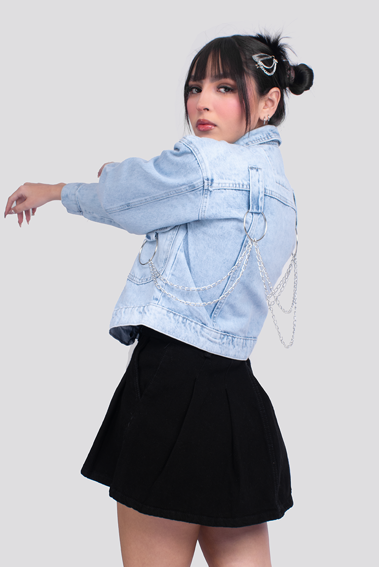 CHAQUETA DENIM JAZMIN AZUL HIELO CADENAS