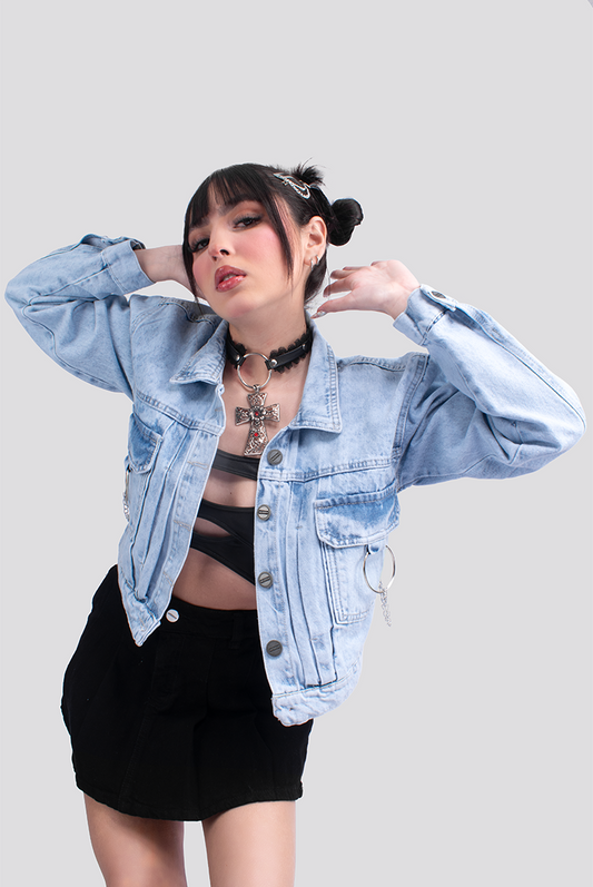 CHAQUETA DENIM JAZMIN AZUL HIELO CADENAS