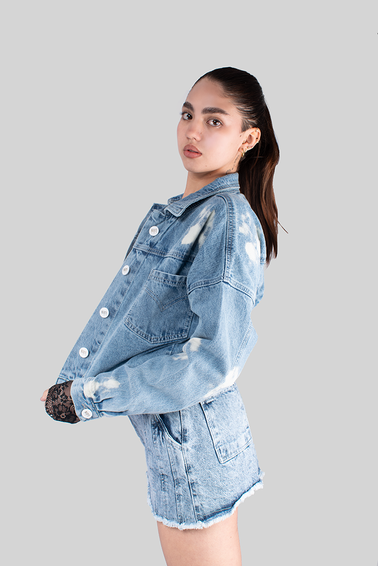 CHAQUETA DENIM OVER CLASICA