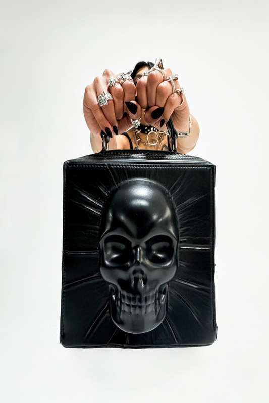 BOLSO CALAVERA CUADRADO