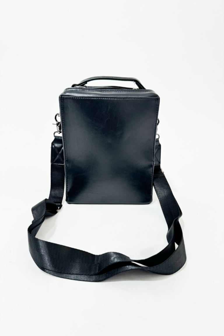 BOLSO CALAVERA CUADRADO