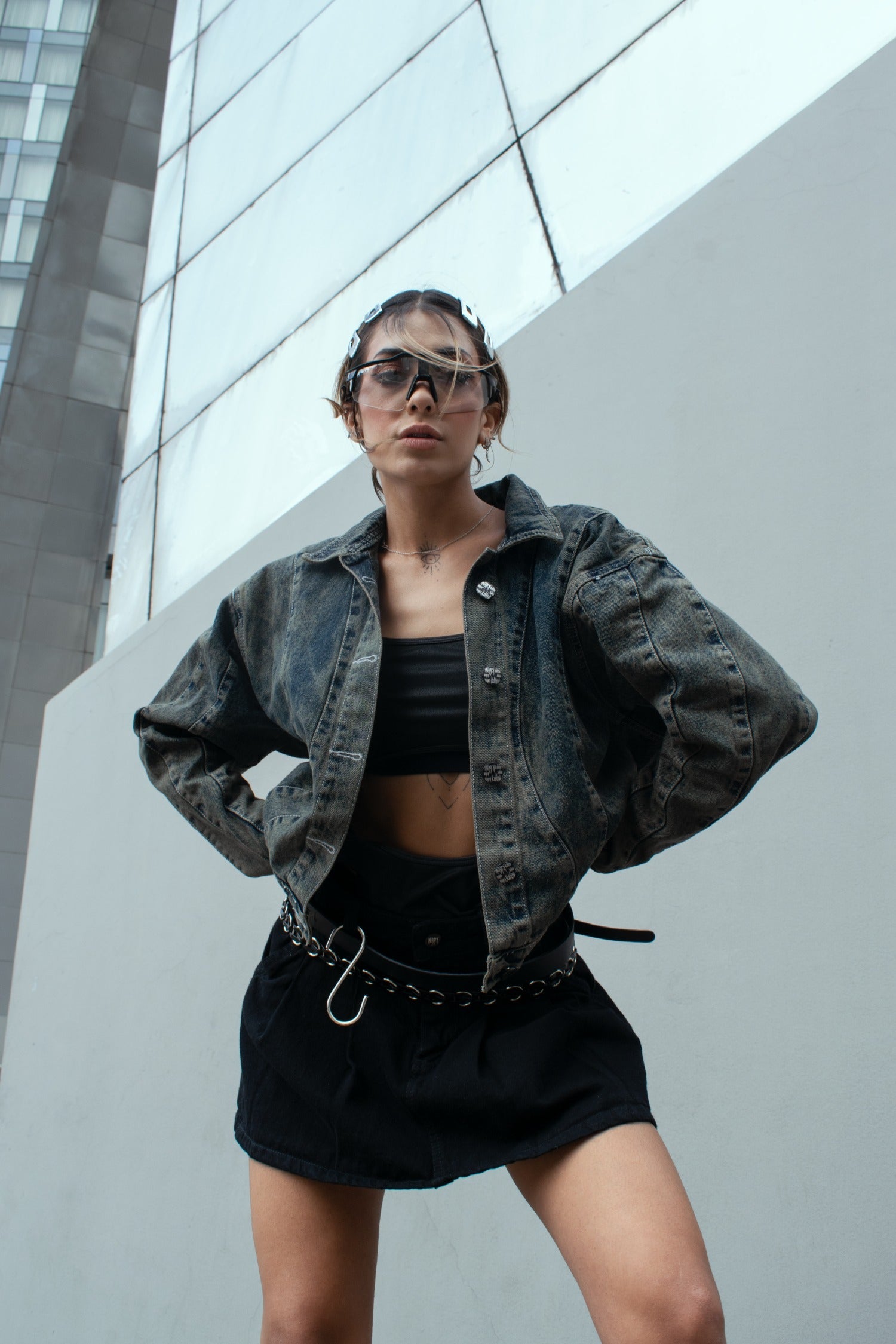 CHAQUETAS DENIM CORTAS