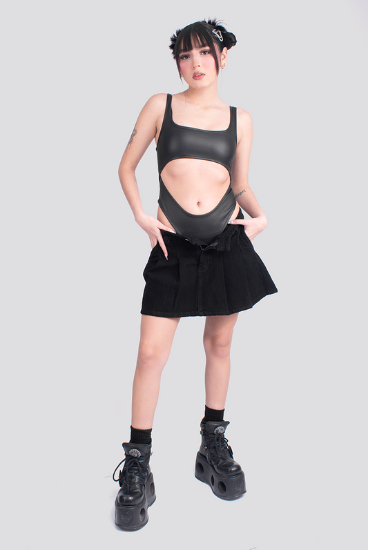 BODY EN CUERINA BERLYN NEGRO