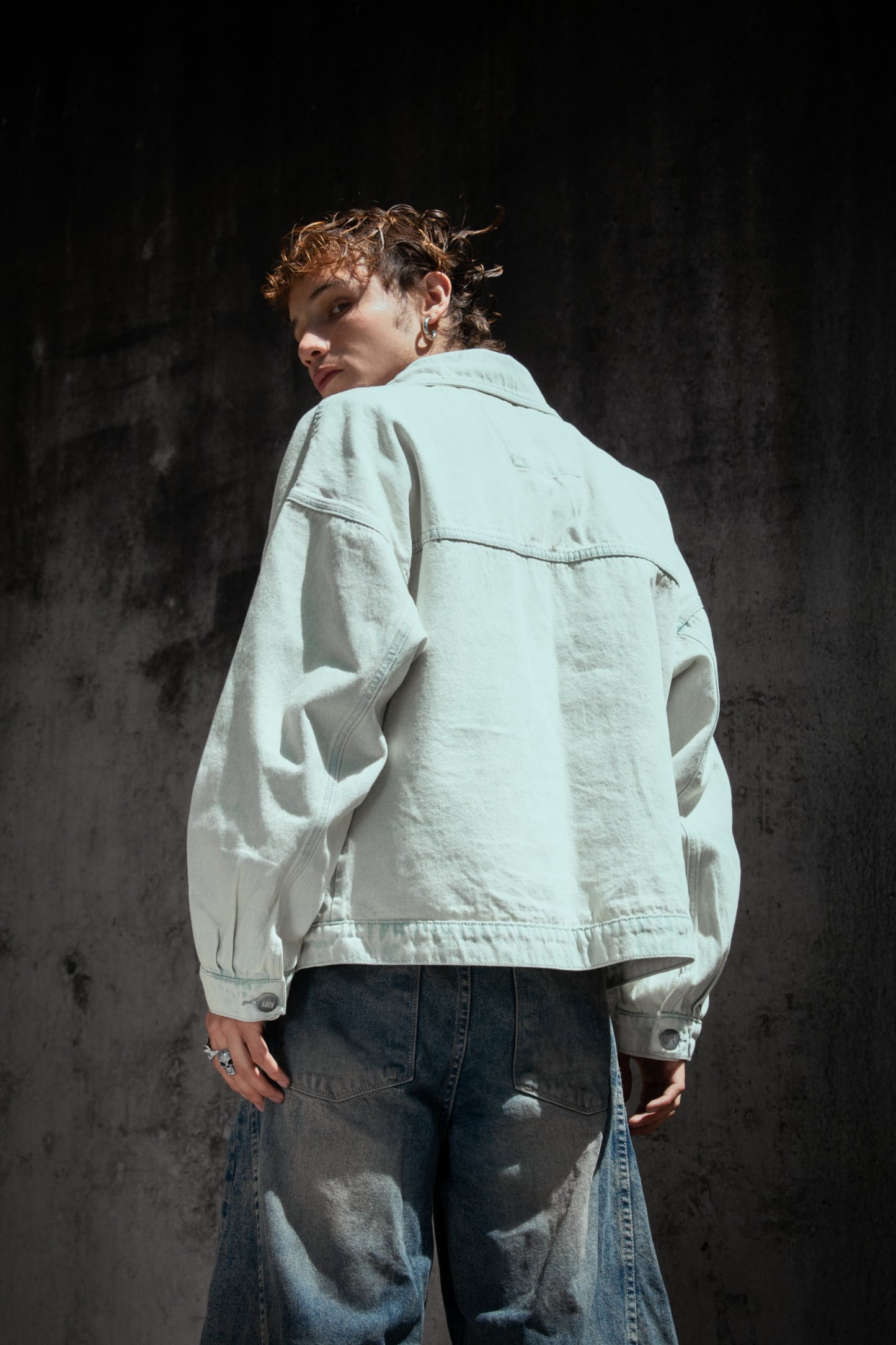 CLASSIC DENIM